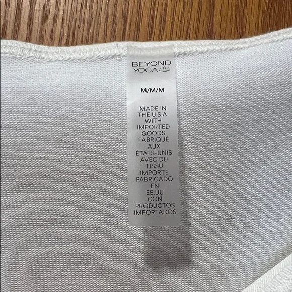 Beyond Yoga White Long Sleeve Crop Top - Picture 2 of 3